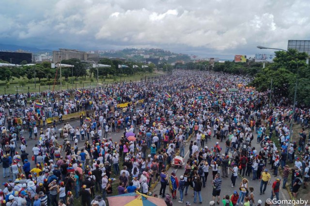 La marcha de este #24Jun desde la concentración hasta la represión. Fotos: Gabriela Gómez / LaPatilla.com