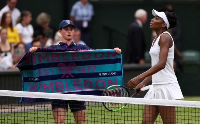 Tennis - Wimbledon - London, Britain - July 15, 2017 Venus Williams of the U.S. reacts during the final against Spain’s Garbine Muguruza REUTERS/Tony O'Brien