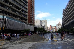 Protestas espontáneas paralizan parcialmente Caracas #18Jul