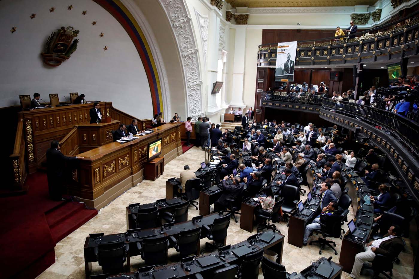 Venezolanos condenan el Golpe de Estado de constituyente cubana contra la AN