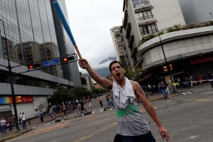 Caos en Caracas por trancazo y paro de transporte  #19Jul