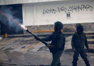 Internacional Socialista: Gobierno en Venezuela profundiza quiebre con la democracia e incrementa represión y violencia