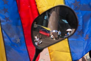 La oposición venezolana, un bloque contra Maduro dividido y debilitado
