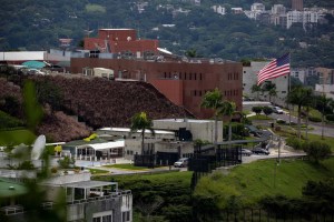 EEUU permite volver a Venezuela a diplomáticos que ordenó salir por protestas