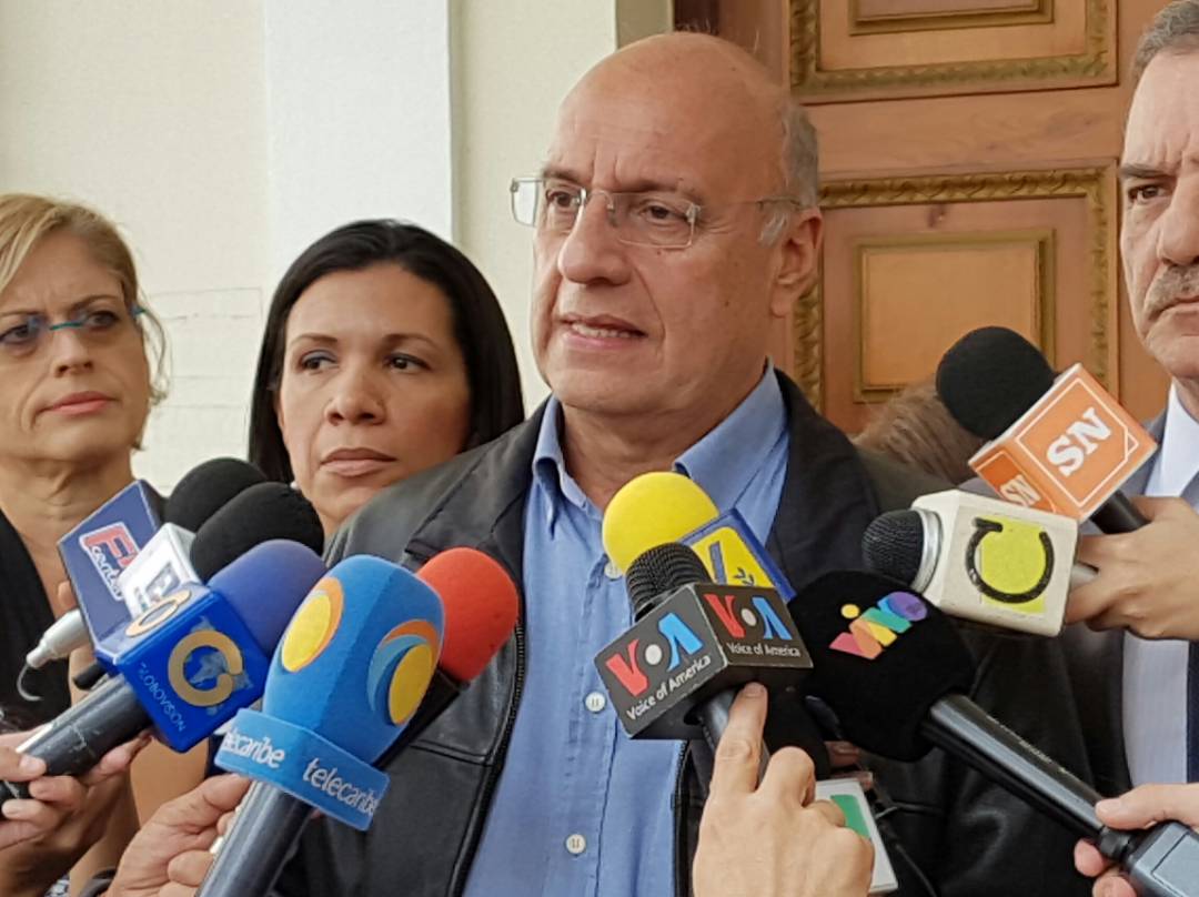 Williams Dávila: arrebato de competencias al Poder Legislativo venezolano es un golpe de Estado