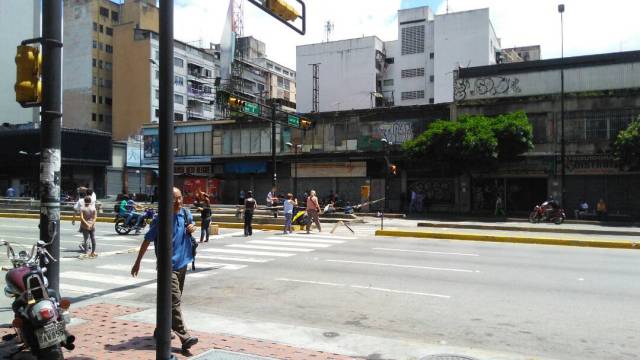 Acceso a avenida Libertador desde Chacao