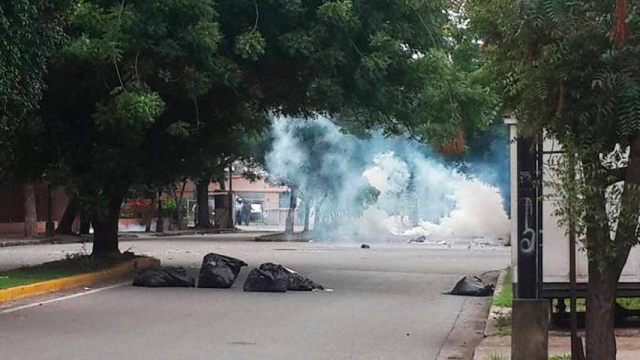 Represión salvaje contra el paro-trancazo deja tres heridos en Aragua: Continúan los disturbios