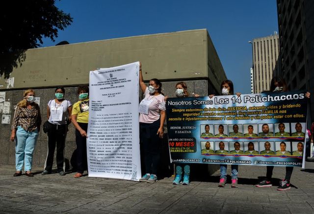 Foto: Familiares de los 14 Polichacao iniciaron huelga de hambre / nota de prensa 