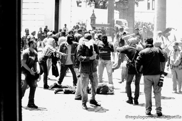 El asalto a la AN en imágenes. Foto: Régulo Gómez / LaPatilla.com