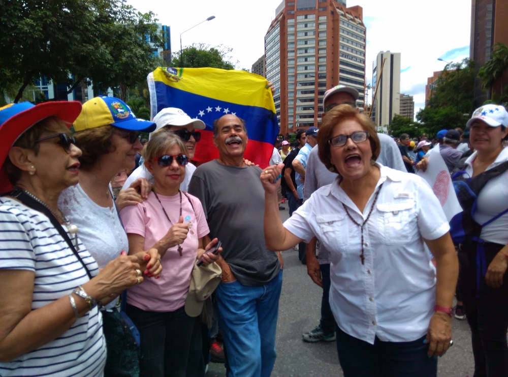 Helen Fernández: Ochos días tiene el Poder Ciudadano para imponerse ante la dictadura vene-cubana