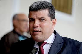 Luis E. Parra: Nicolás, primero está Venezuela