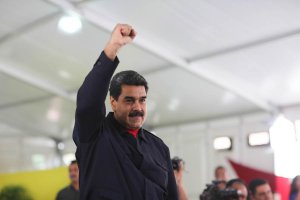 Maduro ruega por “el amor de Dios” que respalden la Constituyente cubana  (video)