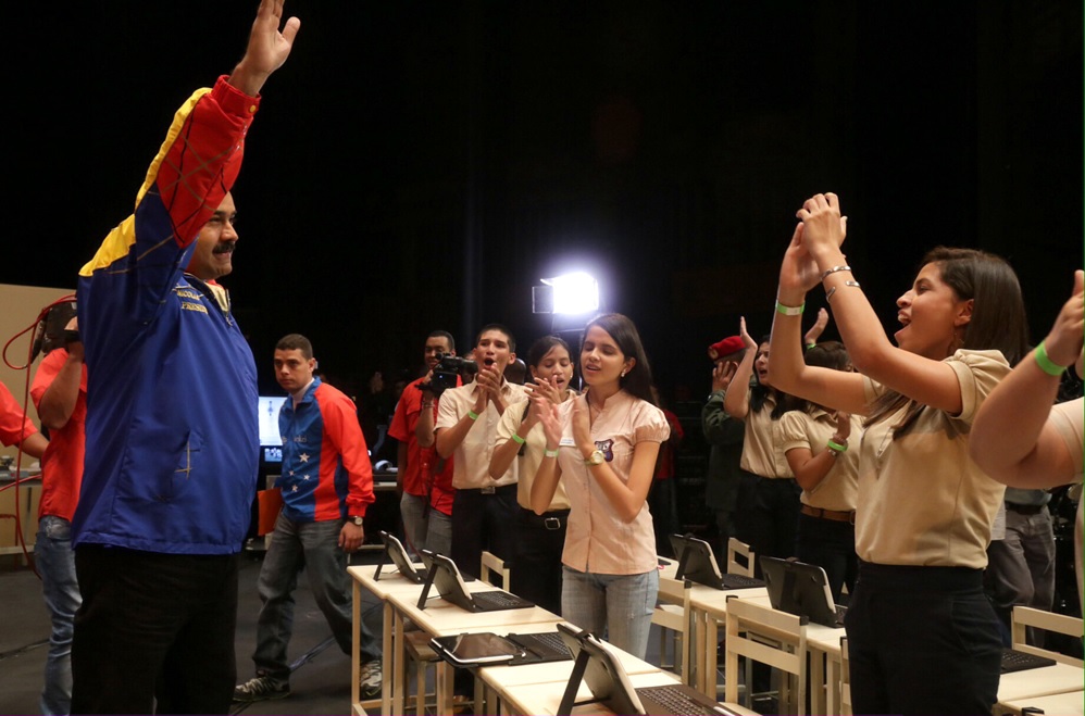 Se derrumba otro mito “revolucionario”: Sólo el 28,7% de los estudiantes completa el bachillerato en Venezuela