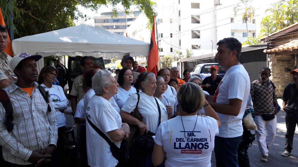 Jimeno: Junto a la Juventud Prolongada, Palmeros de Chacao y activistas de VP apoyamos a Leopoldo López en su casa por cárcel