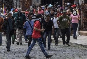 El premeditado y sangriento asalto oficialista al Parlamento venezolano: FOTOS que dan la vuelta al mundo