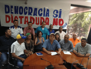 Frente de Trabajadores en Defensa de la Constitución se declara en rebeldía contra el fraude constituyente
