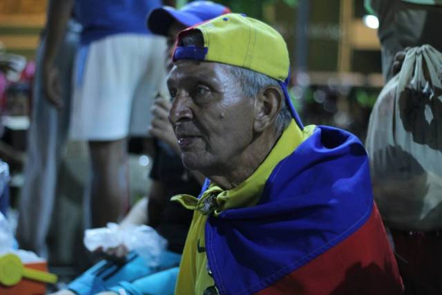 Con los pies maltratados y con Venezuela en el corazón llegaron los gochos libertarios a Caracas Foto: Régulo Gómez / LaPatilla.com