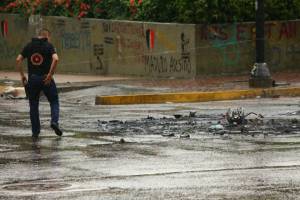 Así quedó la zona en Altamira donde explotó un artefacto este #30Jul (Fotos)