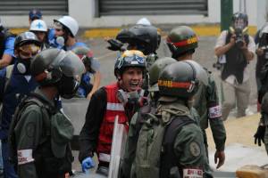 GNB robó insumos a paramédicos en Bello Campo: Un detenido