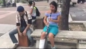 Flautista libertaria armonizó trancazo en Altamira #10Jul