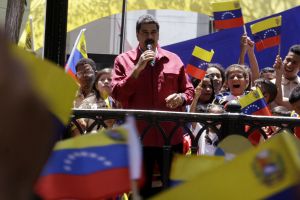 Maduro ordena sancionar a directores de colegios que cerraron por protestas