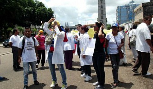 Foto: Protestaron por carencias en hospital de Cantaura / El Tiempo