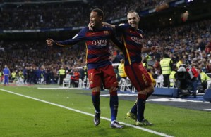 Neymar vuelva mañana a los entrenamientos del Barcelona y PSG dice que respeta contratos