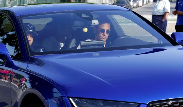 Brazilian soccer player Neymar drives to arrive to Joan Gamper training camp near Barcelona, Spain, August 2, 2017. REUTERS/Stringer NO RESALES. NO ARCHIVES