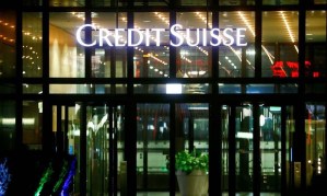 Credit Suisse abre con incertidumbre en bolsa tras jornada de recuperación