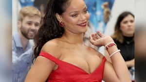 ¡Sin retoquitos! Filtran fotos de la verdadera Rihanna