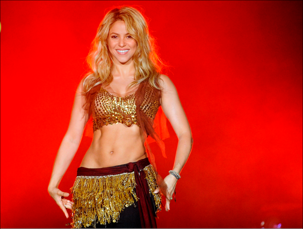 ¡Dioos! Shakira nos muestra como mantiene su abdomen bien durito