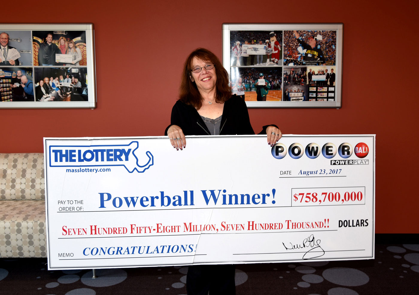 La ganadora del Powerball: Jugaba a la lotería como un sueño imposible
