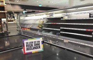 Este supermercado quitó todos los productos importados para dar una lección sobre el racismo (fotos)