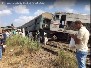 Choque de trenes en Egipto causa al menos 21 muertos (video)