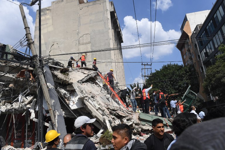 Autoridades elevan a 119 balance de fallecidos por terremoto en México