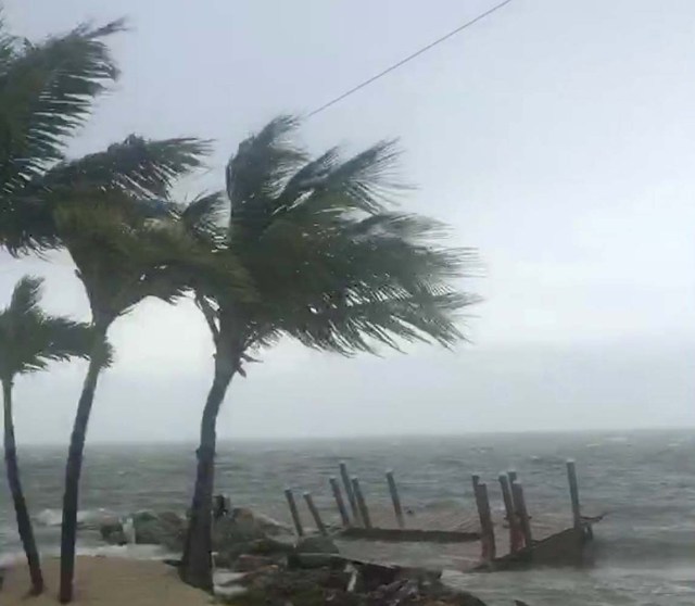 Strong winds and choppy sea are seen in Key Largo, Florida, U.S. as Hurricane Irma approaches, in this September 9, 2017 still image taken from social media video. Ian Wilson-Navarro/via REUTERS THIS IMAGE HAS BEEN SUPPLIED BY A THIRD PARTY. THIS PICTURE WAS PROCESSED BY REUTERS TO ENHANCE QUALITY. AN UNPROCESSED VERSION HAS BEEN PROVIDED SEPARATELY. NO RESALES. NO ARCHIVES. MANDATORY CREDIT