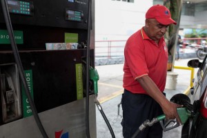 Reventa, colas y desinformación marcan déficit de combustible en Ciudad Guayana