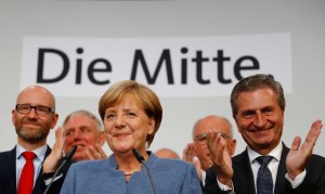 Merkel gana elección con 33,5%, según sondeo