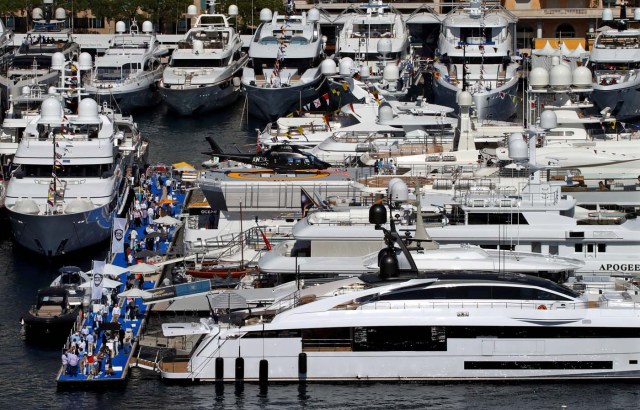 Luxury boats are seen during the Monaco Yacht show, one of the most prestigious pleasure boat show in the world, highlighting hundreds of yachts for the luxury yachting industry and welcomes 580 leading companies, in the port of Monaco, September 27, 2017. REUTERS/Eric Gaillard
