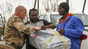 ¿WTF?… Trataron de robar un barco con ayuda humanitaria en Dominica