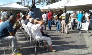 Mirandinos votan en la Plaza Bolívar de Carrizal #10Sep (fotos)