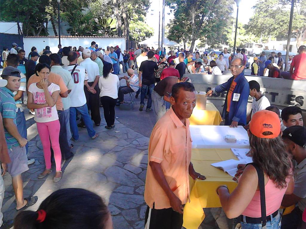En Cumaná ya comenzaron a votar en las primarias #10Sep