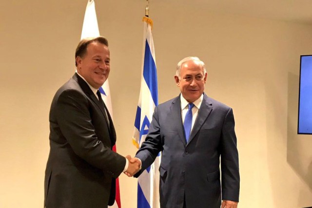 Foto: El presidente de Panamá, Juan Carlos Varela, y el primer ministro de Israel, Benjamín Netanyahu / @PresidenciaPma 