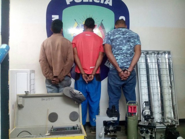 Los sujetos fueron detenidos en flagrancia (Foto: Prensa El Hatillo)