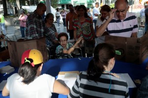 Oposición venezolana: participación en primarias va por encima de lo estimado