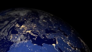 Estos 3 mapas satelitales muestran cómo se energiza el mundo