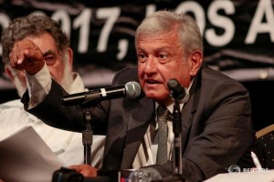 Izquierdista mexicano López Obrador se desmarca de Maduro