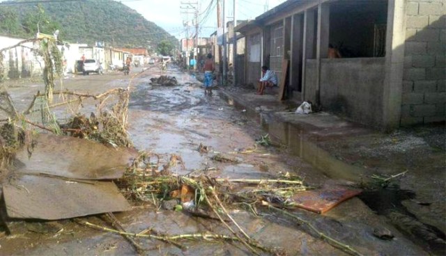 Foto: Al menos 400 familias afectadas por lluvias en Puerto Cabello / el-carabobeno.com