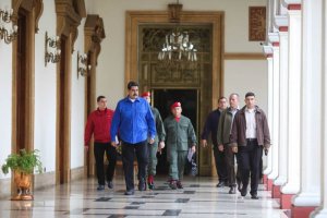 Maduro ordena derogar ley que impide acceso financiero a nuevos emprendedores a través de la ANC