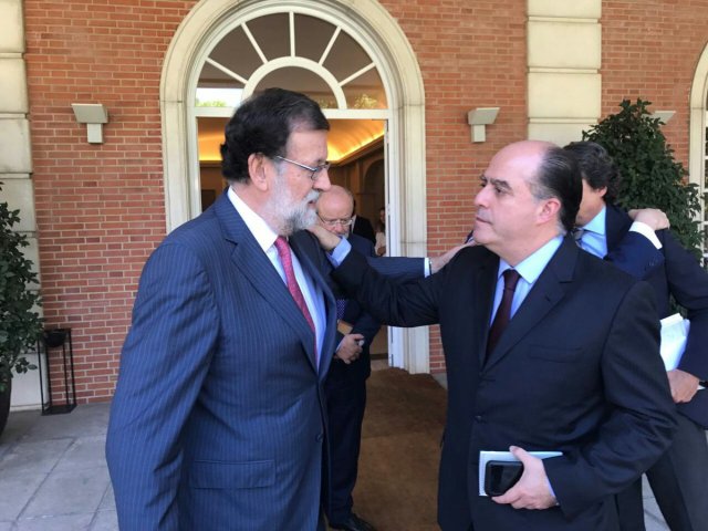 El presidente del gobierno de España, Mariano Rajoy recibió a Julio Borges, presidente de la AN